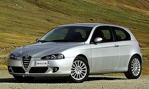 Alfa Romeo 147: 8 фото