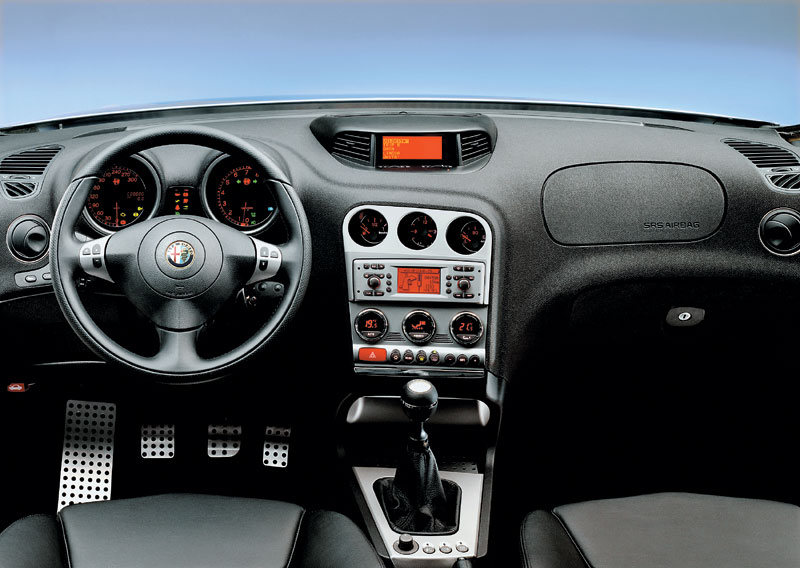 Alfa Romeo 156 GTA: 12 фото