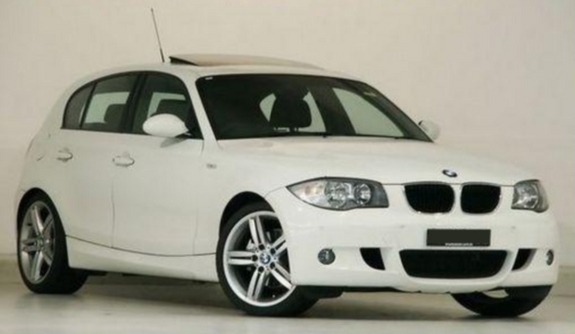 BMW 120i: 6 фото