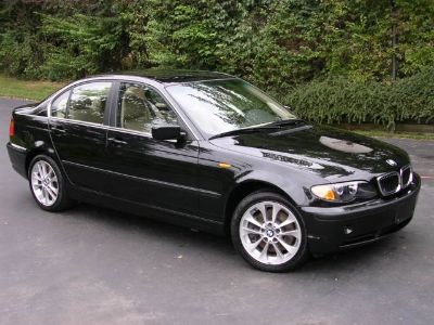 BMW 330xi: 3 фото