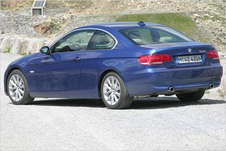 BMW 335: 12 фото