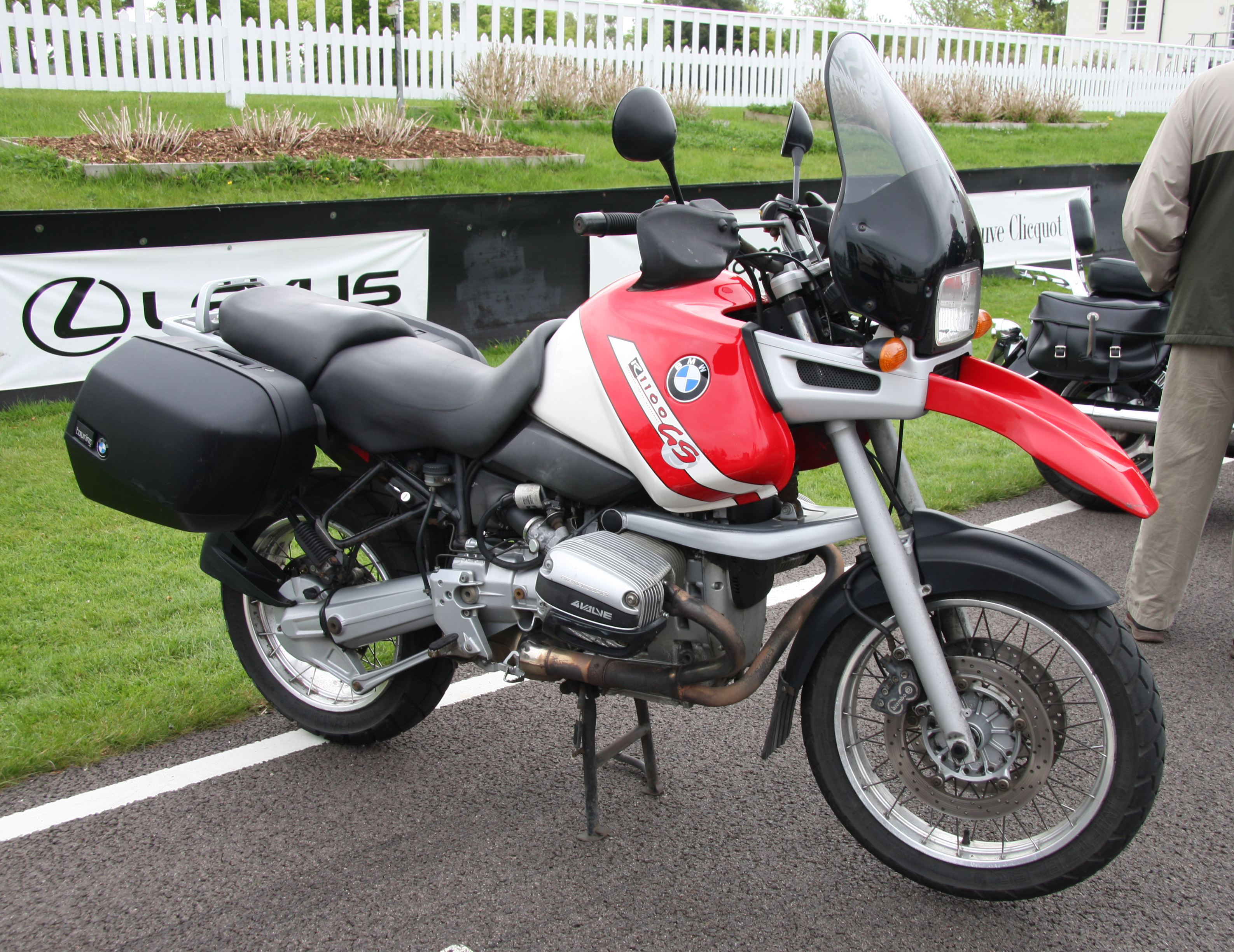 BMW R 1100 GS: 8 фото