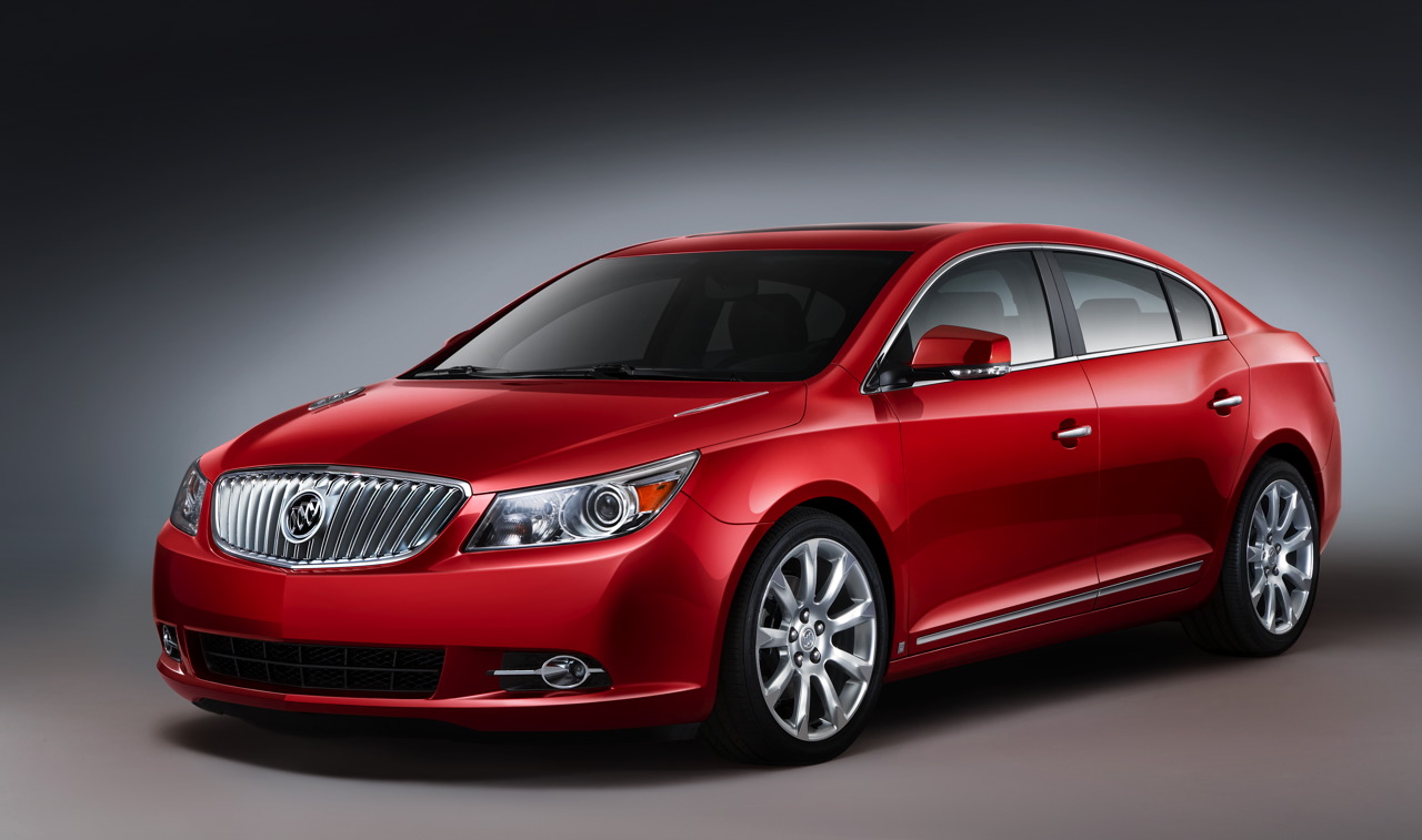 Buick LaCrosse: 2 фото