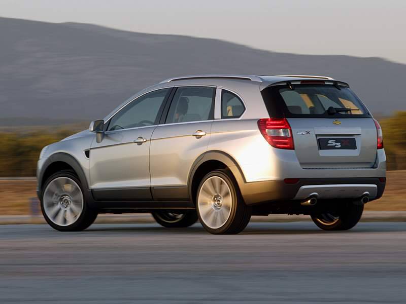 Chevrolet Captiva: 9 фото