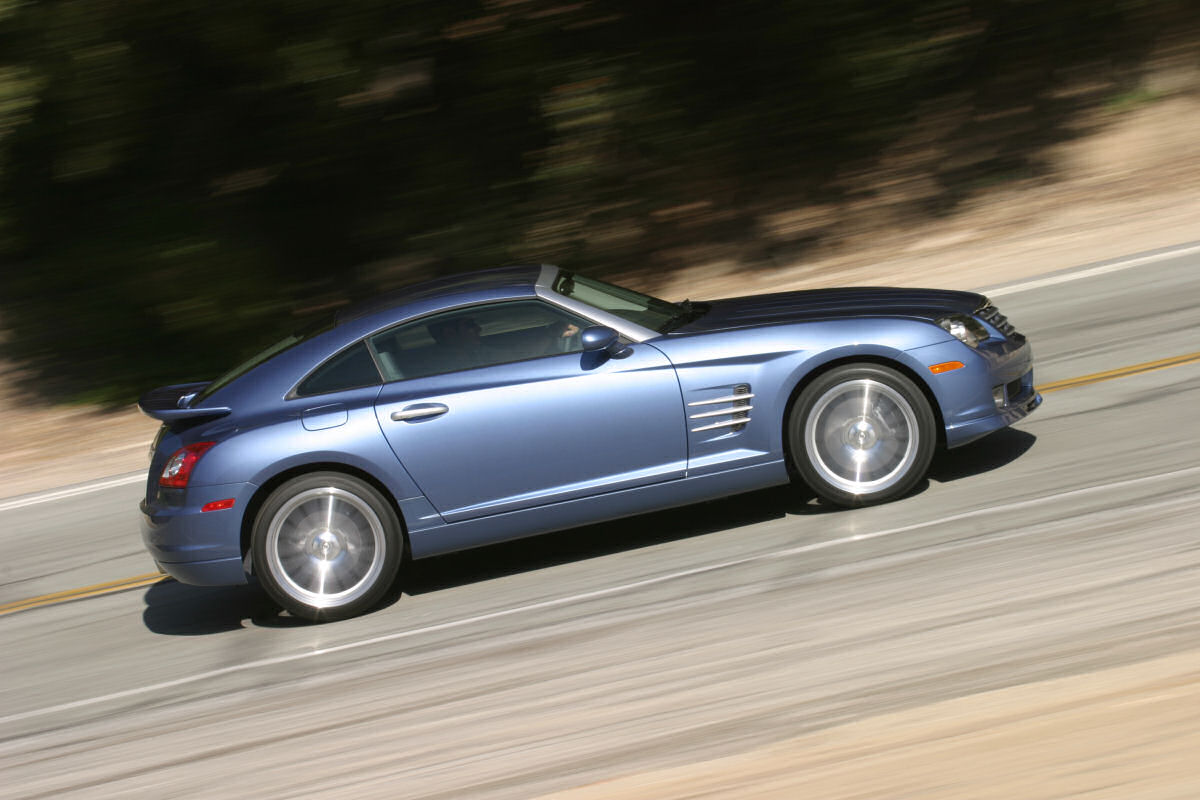 Chrysler Crossfire: 8 фото