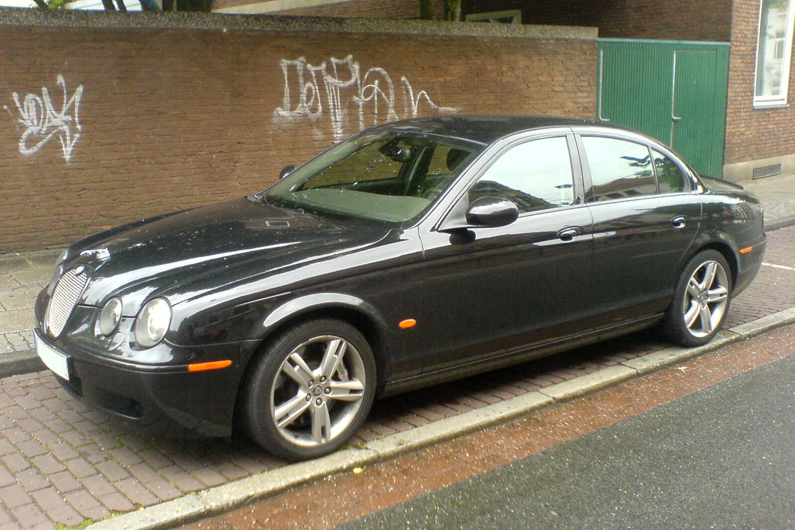 Jaguar S-Type R