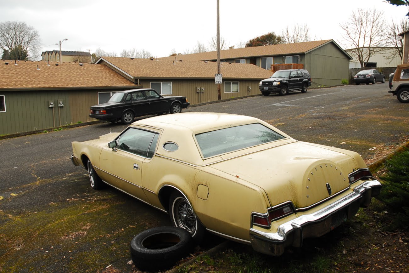 Lincoln Continental Mark IV: 9 фото