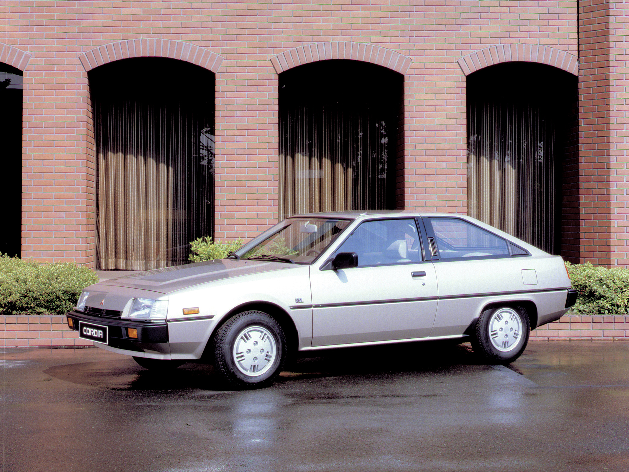 Mitsubishi Cordia: 3 фото