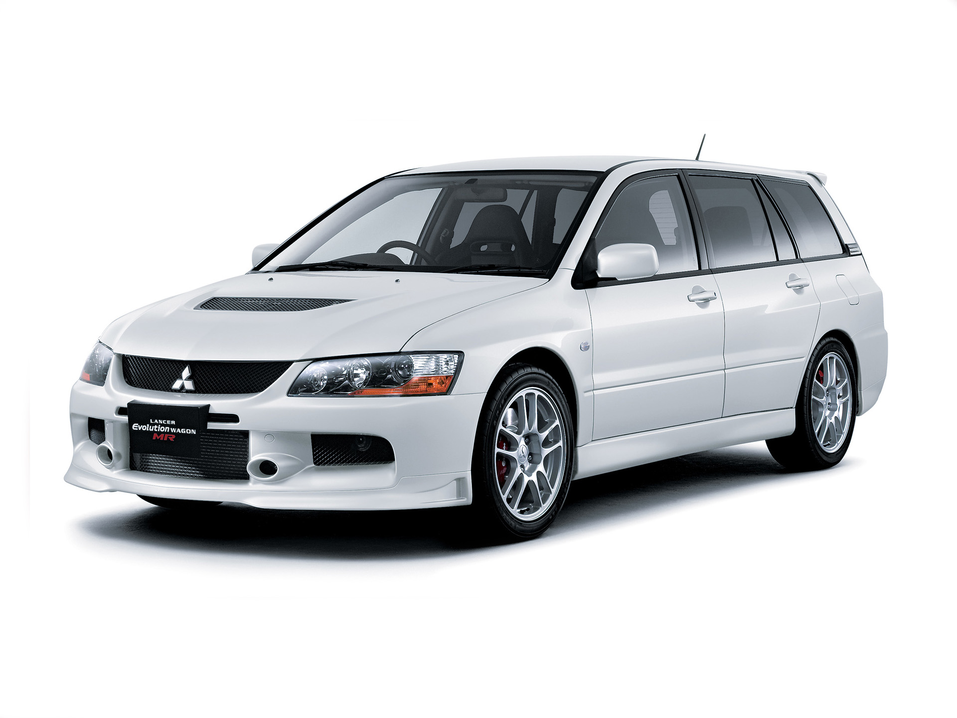 Mitsubishi Lancer Evolution: 12 фото