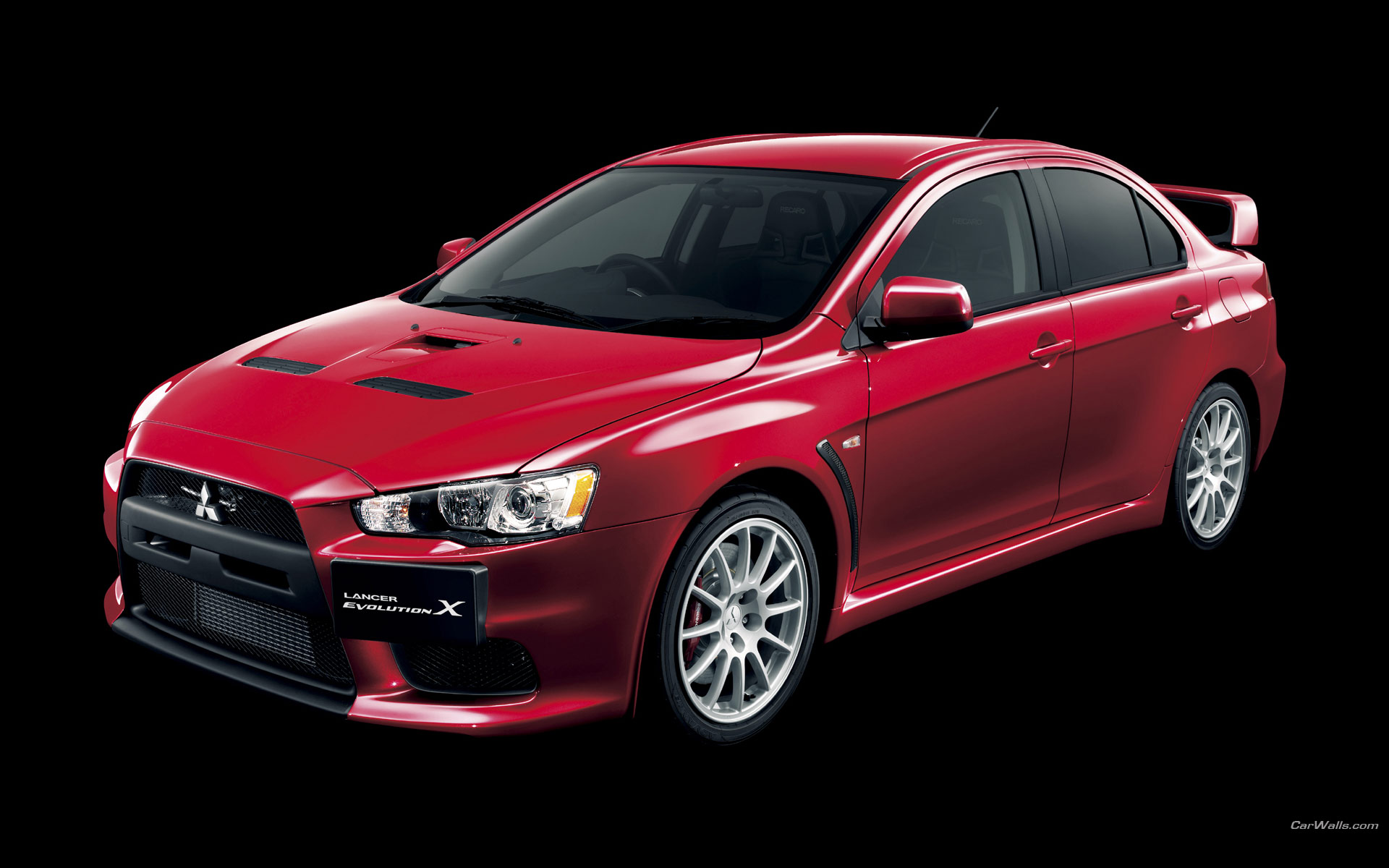 Mitsubishi Lancer: 3 фото