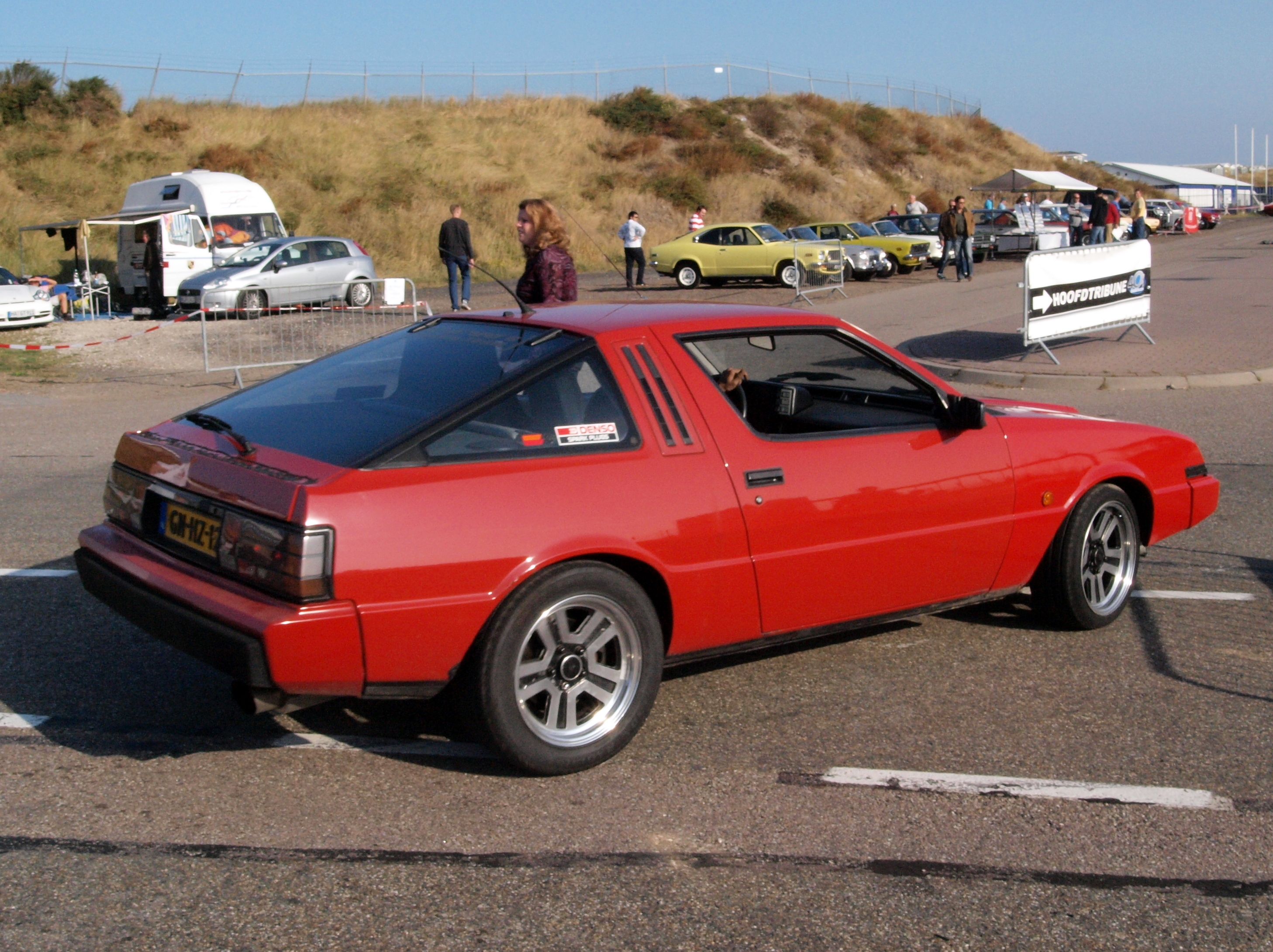 Mitsubishi Starion: 6 фото