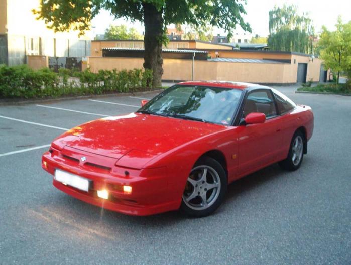 Nissan 200SX: 3 фото