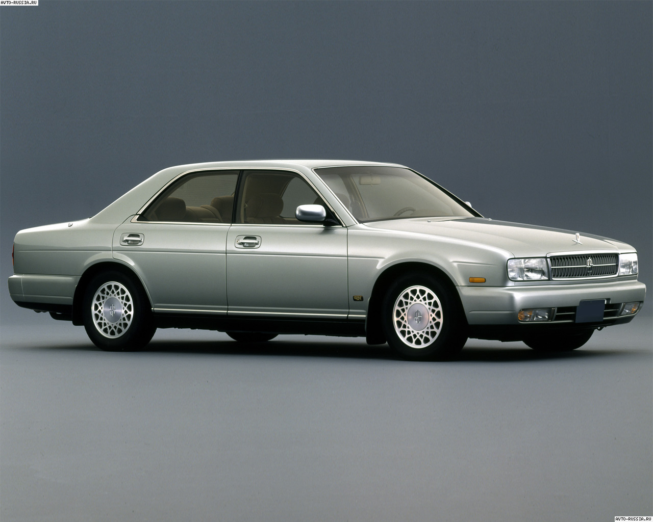 Nissan Cedric: 10 фото