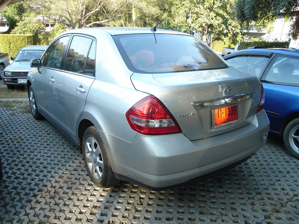 Nissan Tiida Sedan: 3 фото