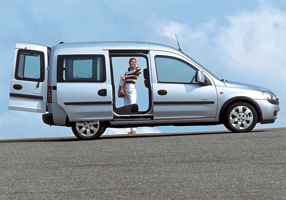 Opel Combo Tour: 1 фото