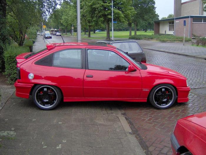 Opel Kadett GSi: 1 фото