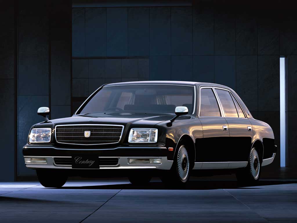 Toyota Century: 3 фото