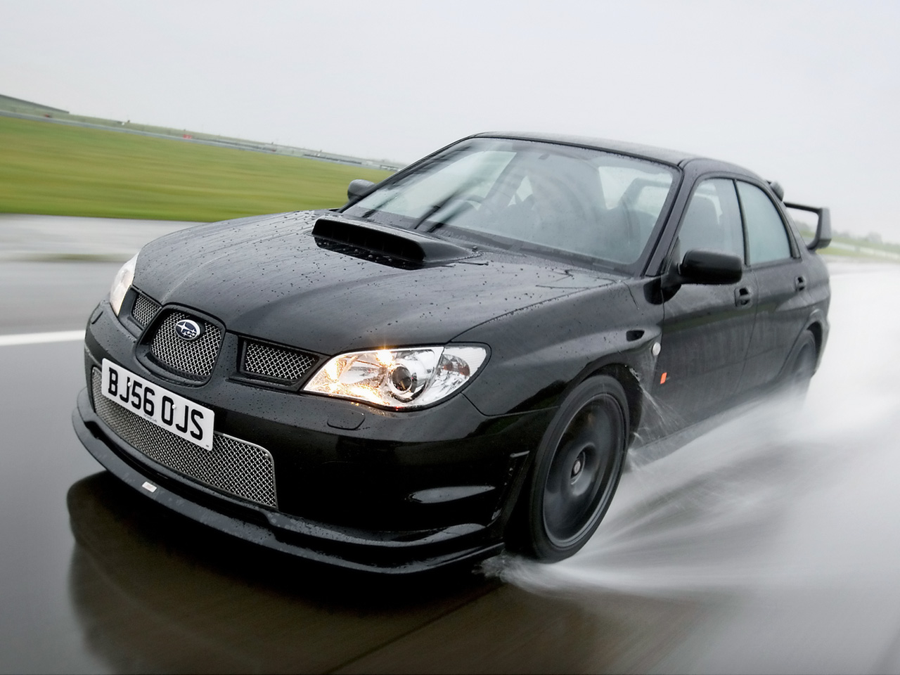 Subaru: 4 фото