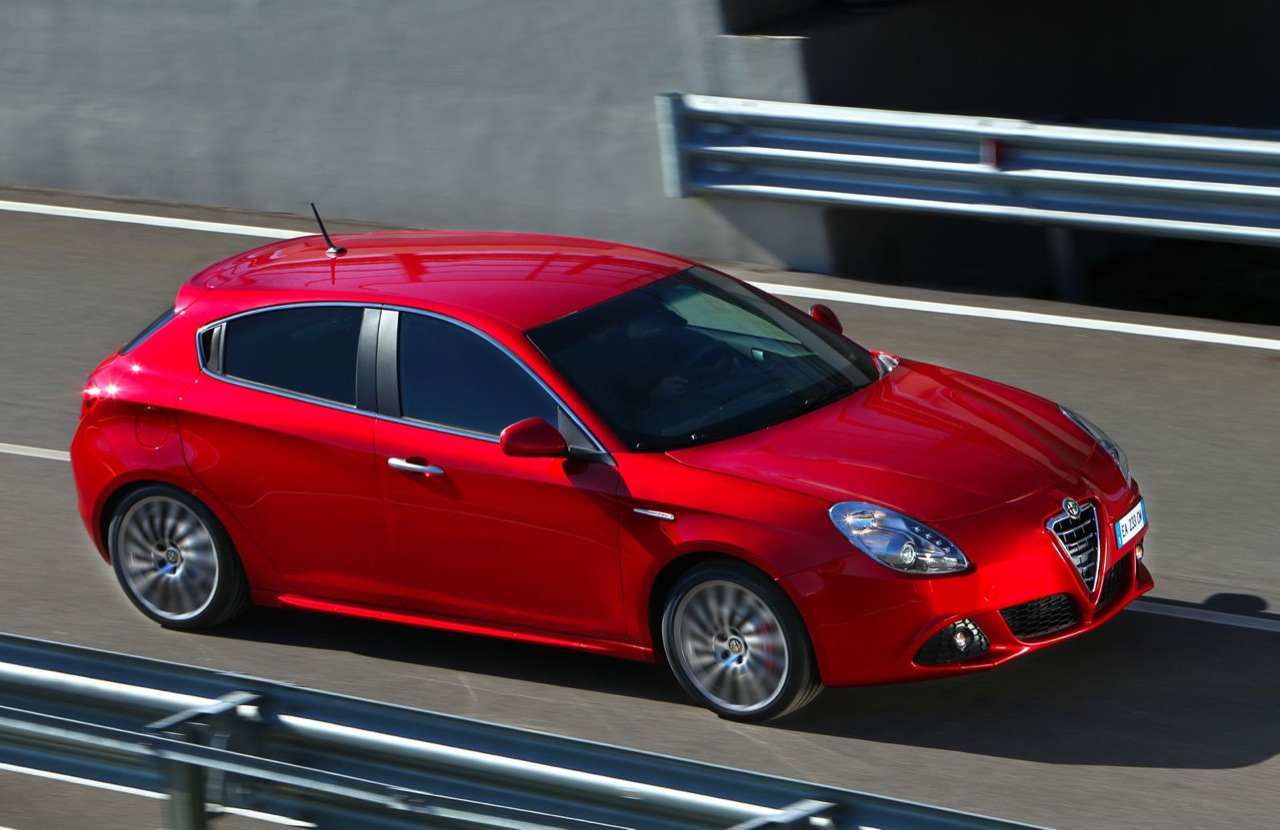 Alfa Romeo Giulietta: 10 фото