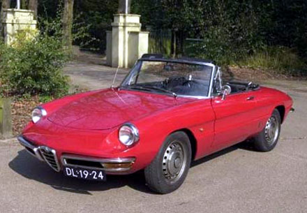 Alfa Romeo Spider: 1 фото