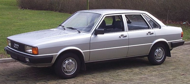 Audi 80 B2: 2 фото