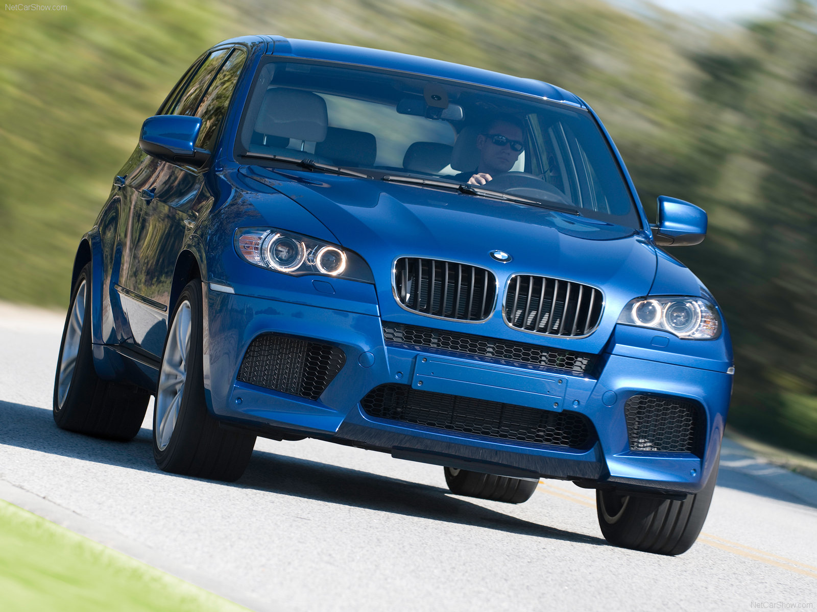 BMW X5 M: 5 фото