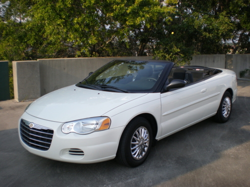 Chrysler Sebring Cabrio: 12 фото