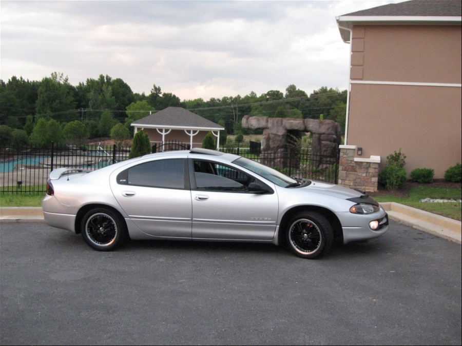 Dodge Intrepid II: 8 фото