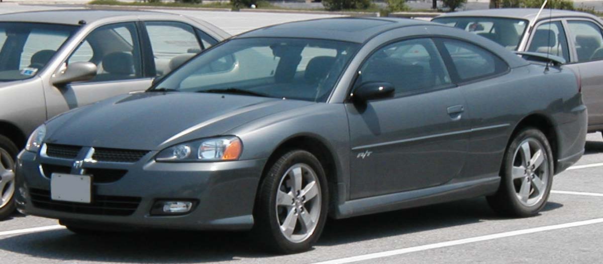 Dodge Stratus: 3 фото