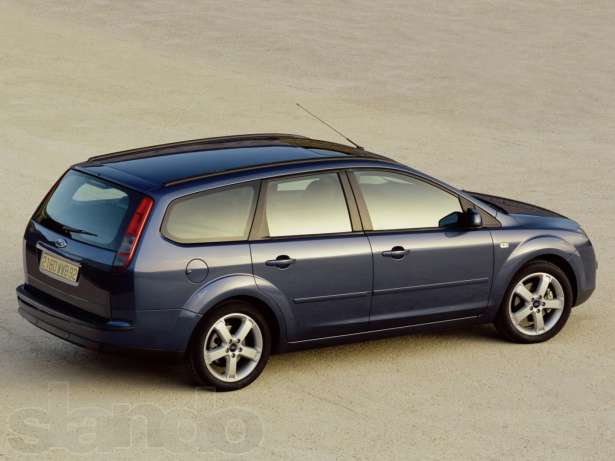 Ford Focus II Wagon: 8 фото