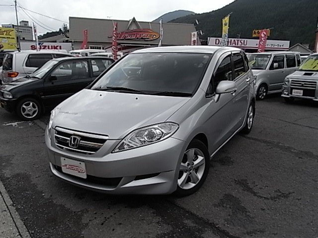 Honda Edix: 12 фото