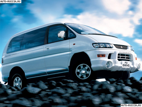 Mitsubishi Delica IV: 9 фото