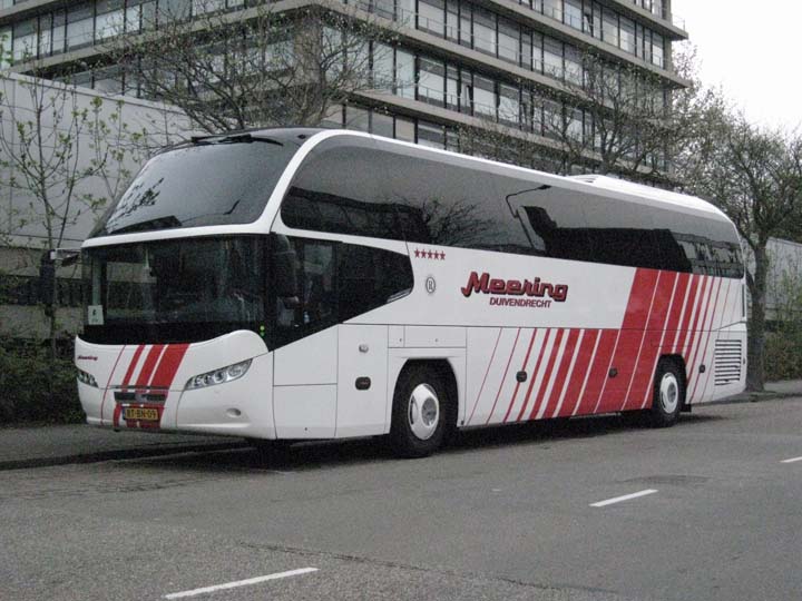 Neoplan Cityliner: 3 фото