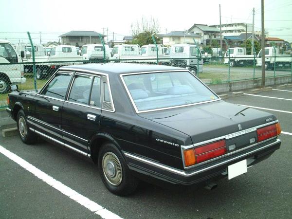 Nissan Cedric: 10 фото