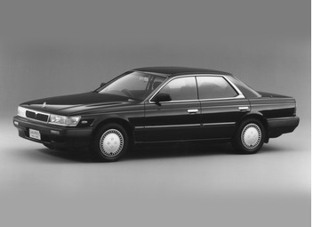 Nissan Laurel: 4 фото