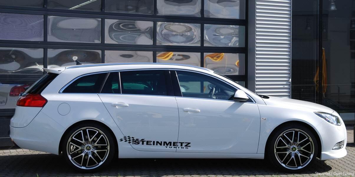 Opel Insignia Sports Tourer: 2 фото