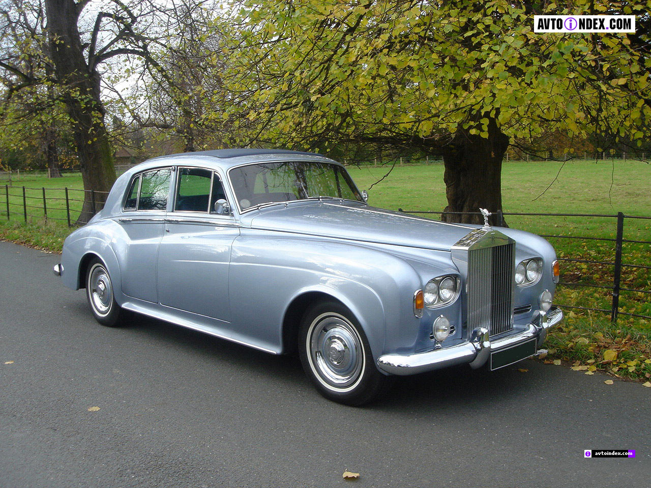 Rolls-Royce Silver Cloud: 3 фото