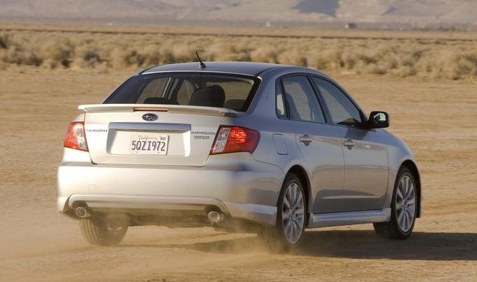 Subaru Impreza Sedan: 10 фото