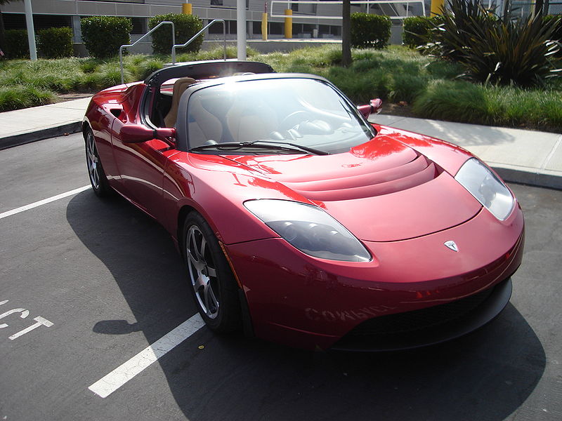 Tesla Roadster: 7 фото