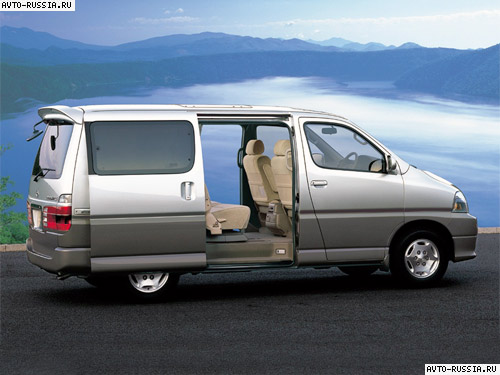 Toyota Grand Hiace: 11 фото