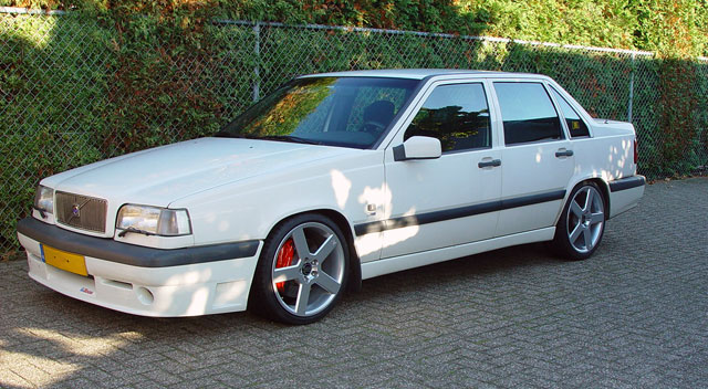 Volvo 850: 4 фото